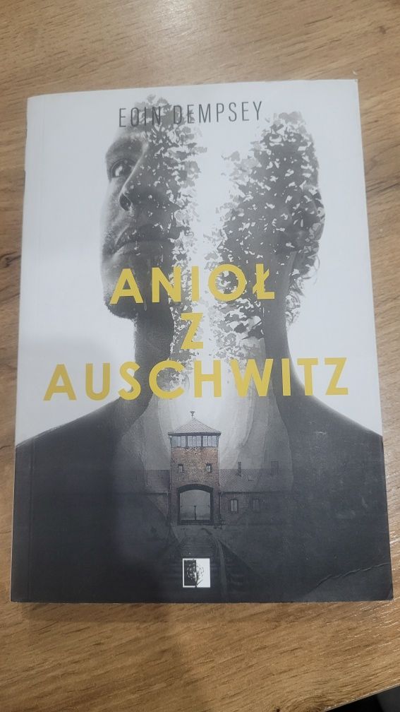 EOIN dempsey  Aniol  z Auschwitz
