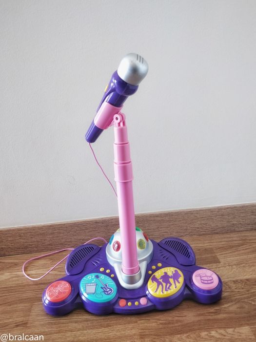 Microfone de pé ajustável com luzes e sons