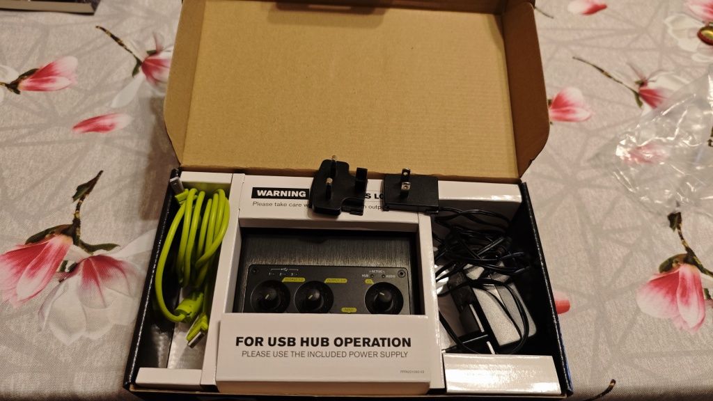 Interfejs Audio Novation AudioHub 2x4