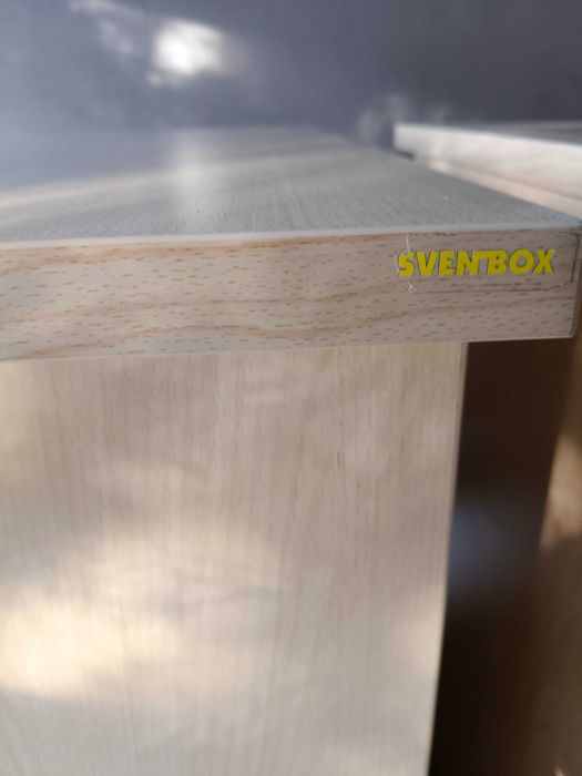 Meble biurowe, biurka, kontener, krzesła