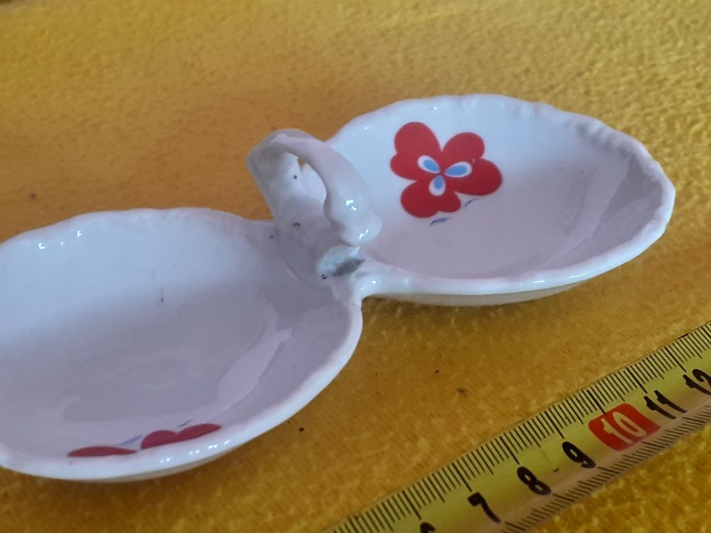 Dwojak porcelanowy sygnatura  B- bogucice porcelana retro