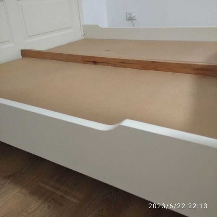 Ліжко нове дерев'яне