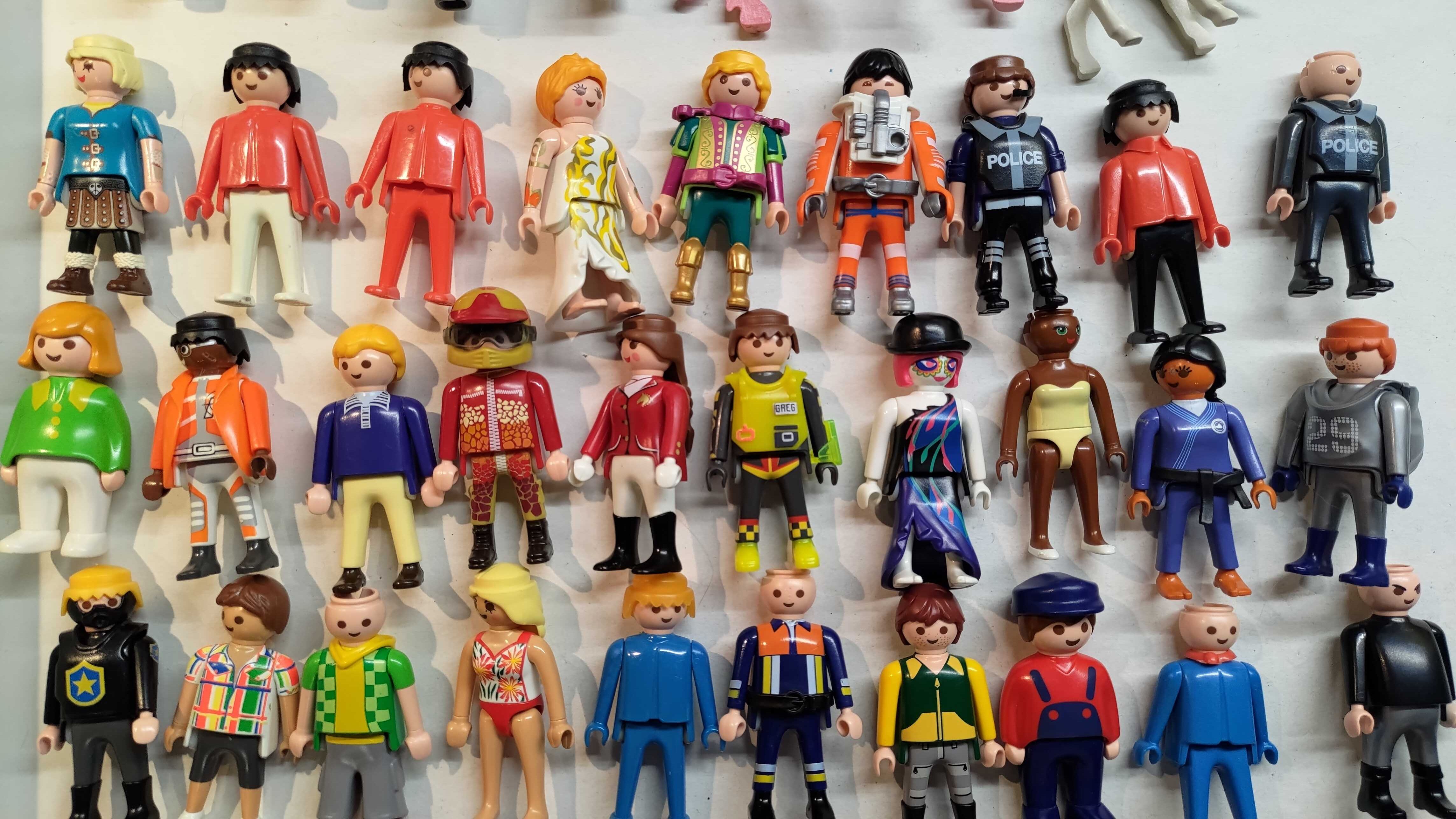 Playmobil лот фигурки игрушки 47 штук солдатики  полиция кони