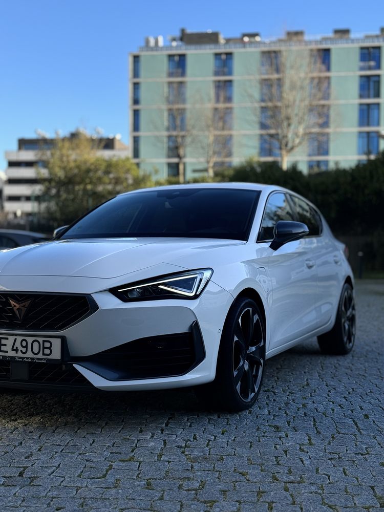 Cupra Leon E-Hybrid 245hp, 13000km