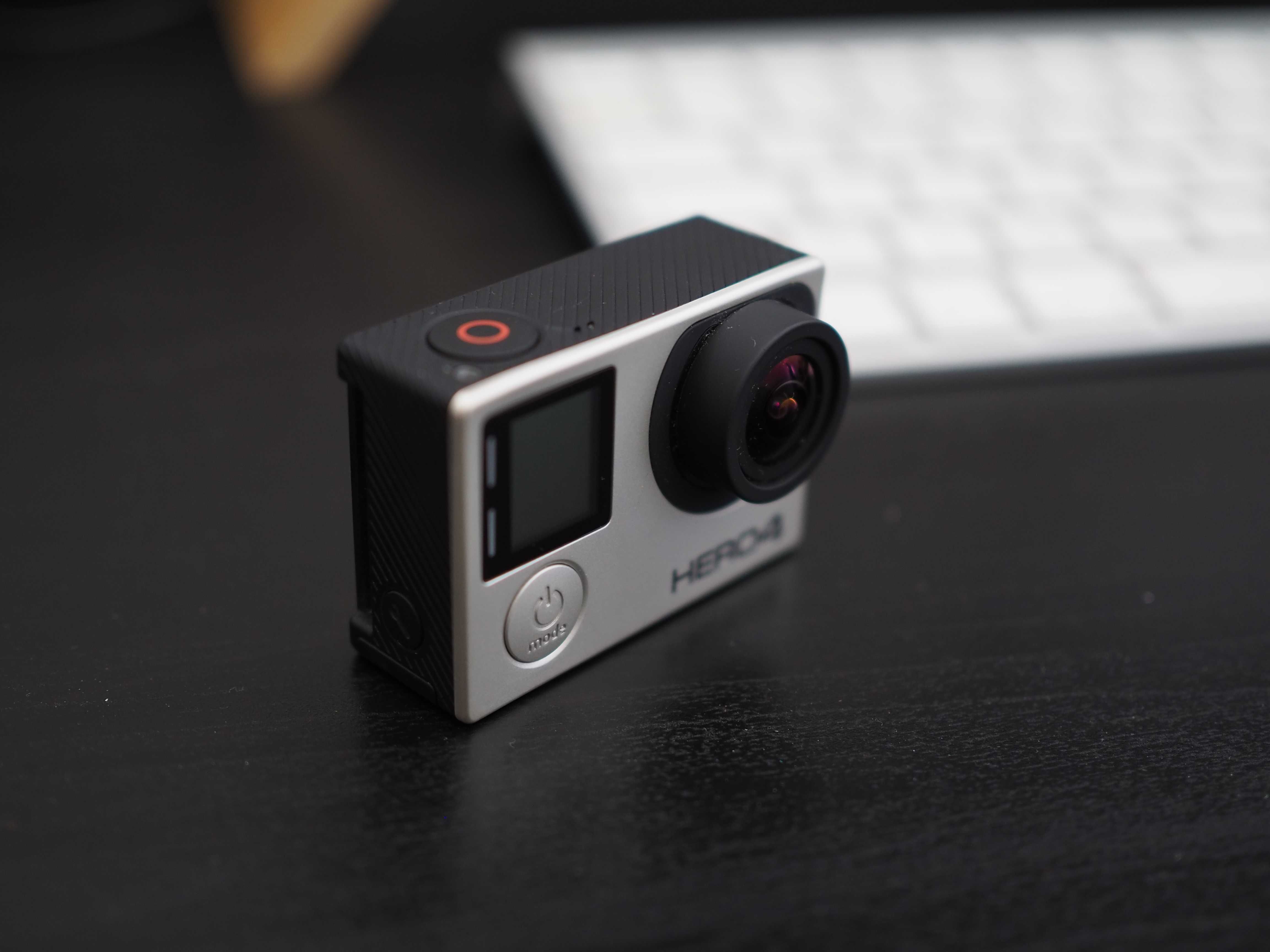 GoPro Hero 4 + Acessórios - EXCELENTE ESTADO!