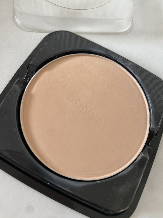 Wklad podkladu Sensai TotalFinish  spf 10