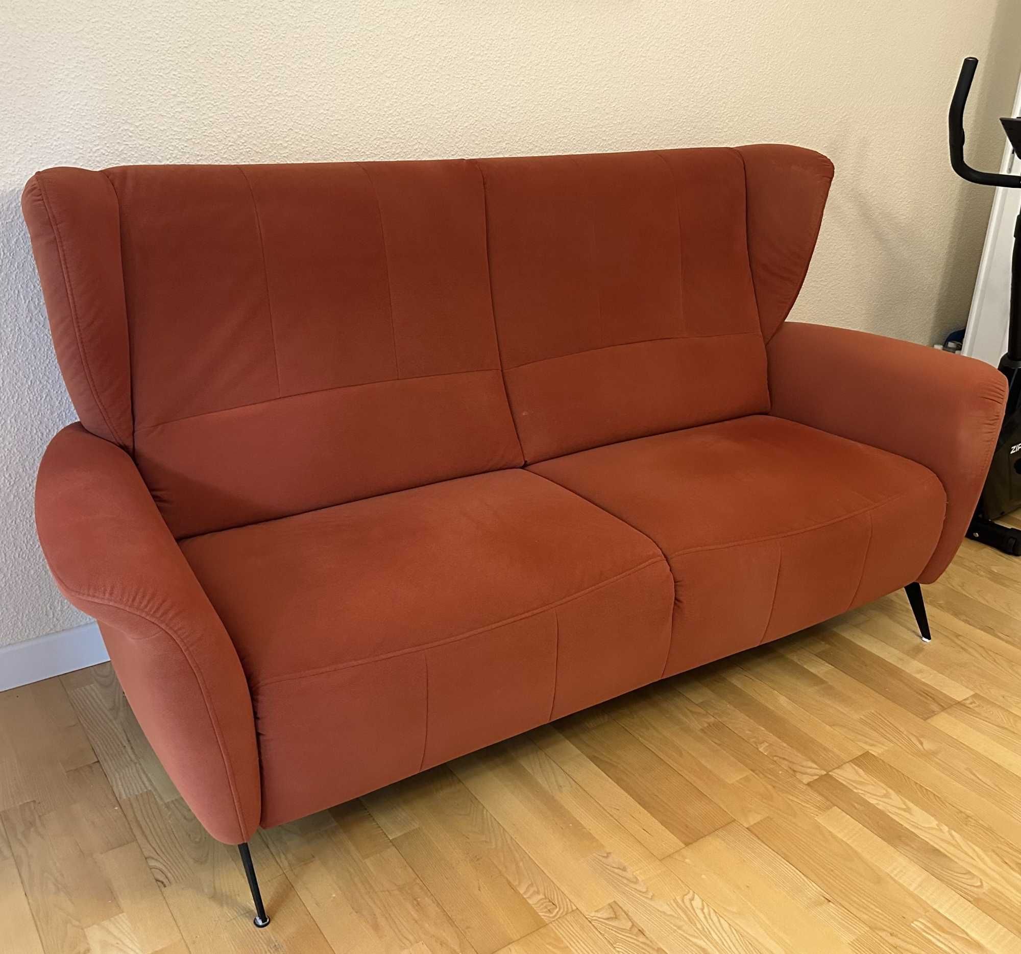 Sofa Beo Gala Collezione – modny kolor, welur Carabu, okazja!