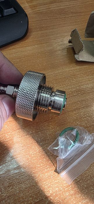 Адаптер для заправки баллонов DIN G5/8 300БАР