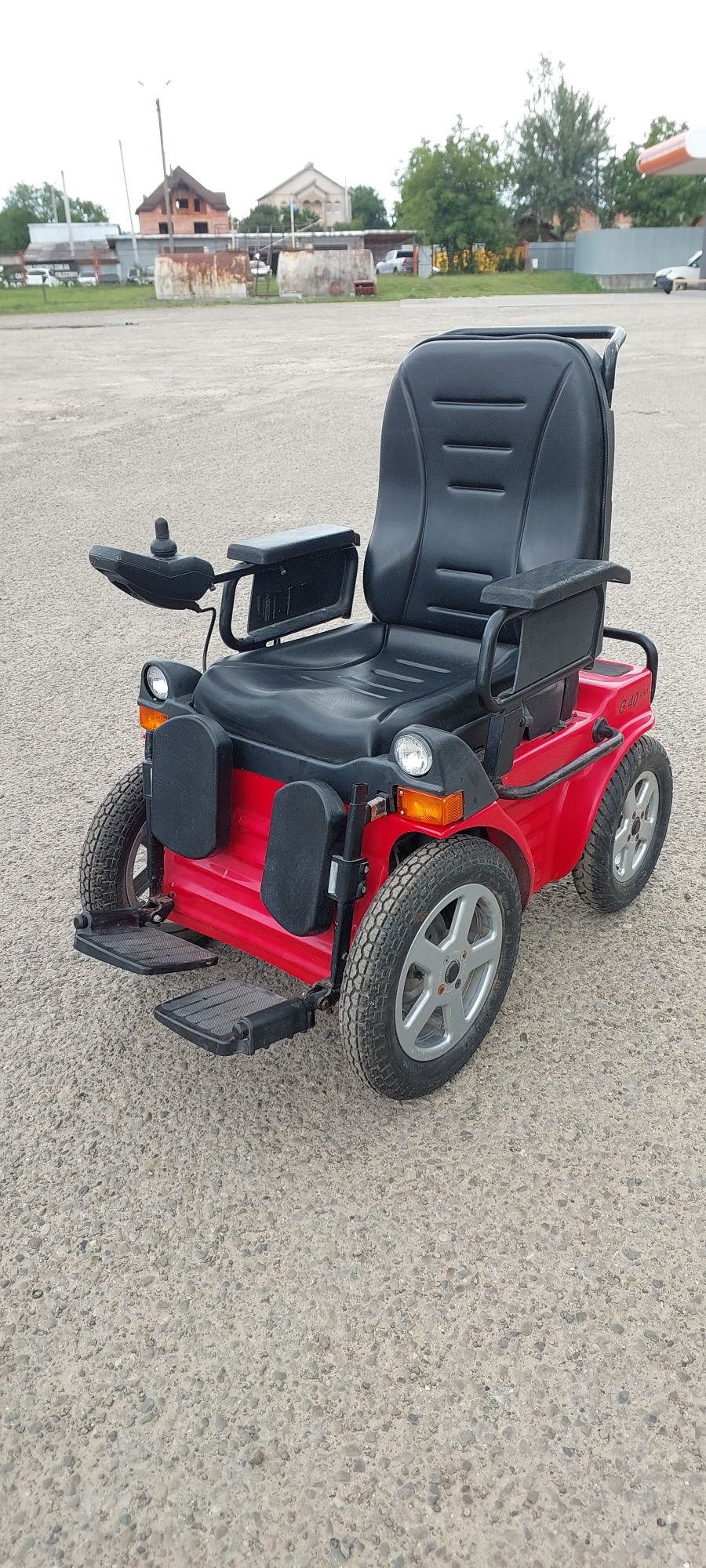 Інвалідний візок електричний Invacare G40.