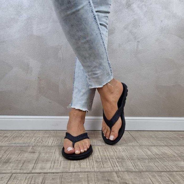 Легкие вьетнамки скейчеры мягкие шлепанцы для девочки оригина Skechers