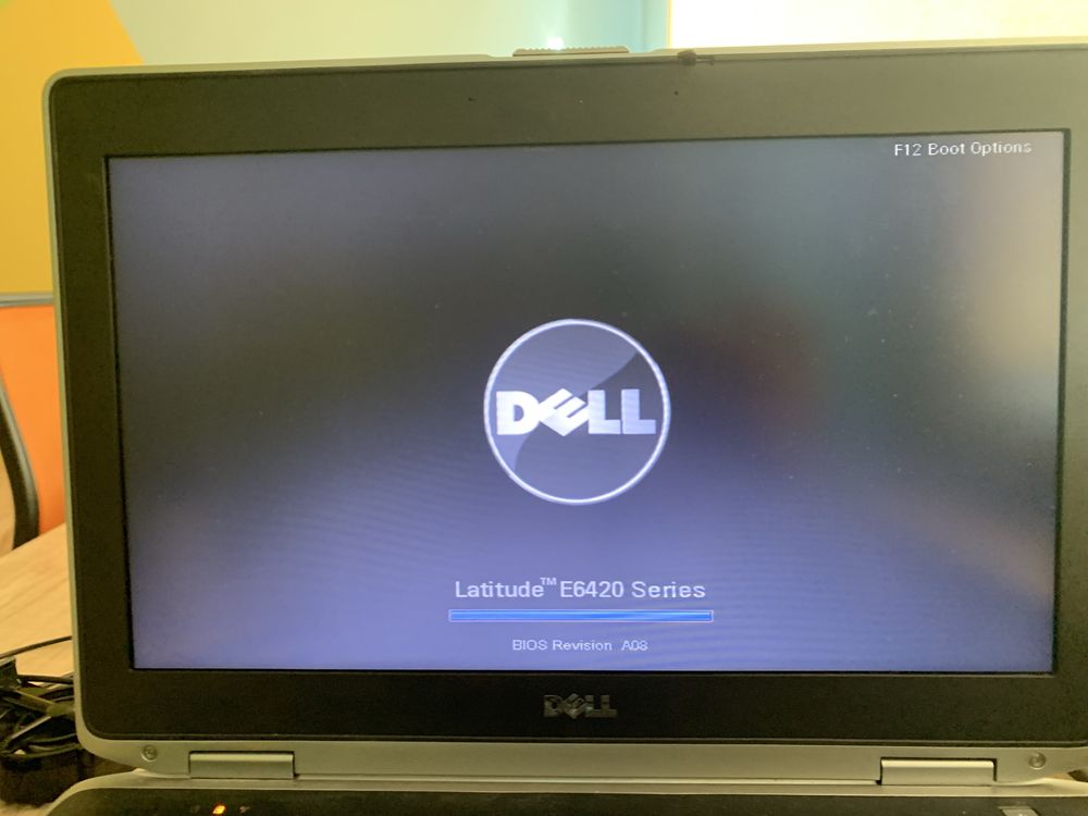Ноудбук DELL за вопросами в личку