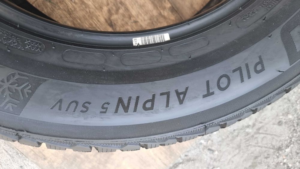 Шини Зимові 225\65R17 106H Michelin Pilot Alpin 5 SUV.Made in Spain.