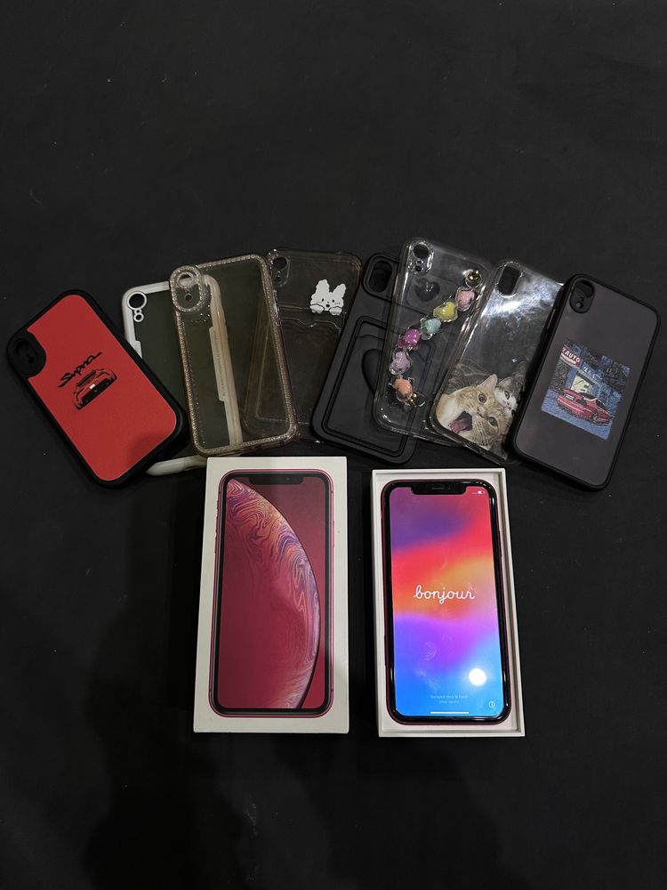 Iphone XR czerwony