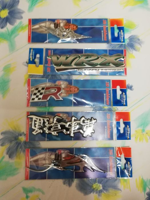 Vendo Emblemas 3D para carros, Novos