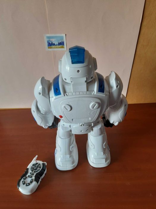 Дитячий робот із дистанційним керуванням! Стан Нового!!!