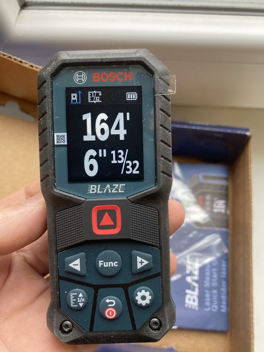 Лазерна рулетка Bosch GLM165-22