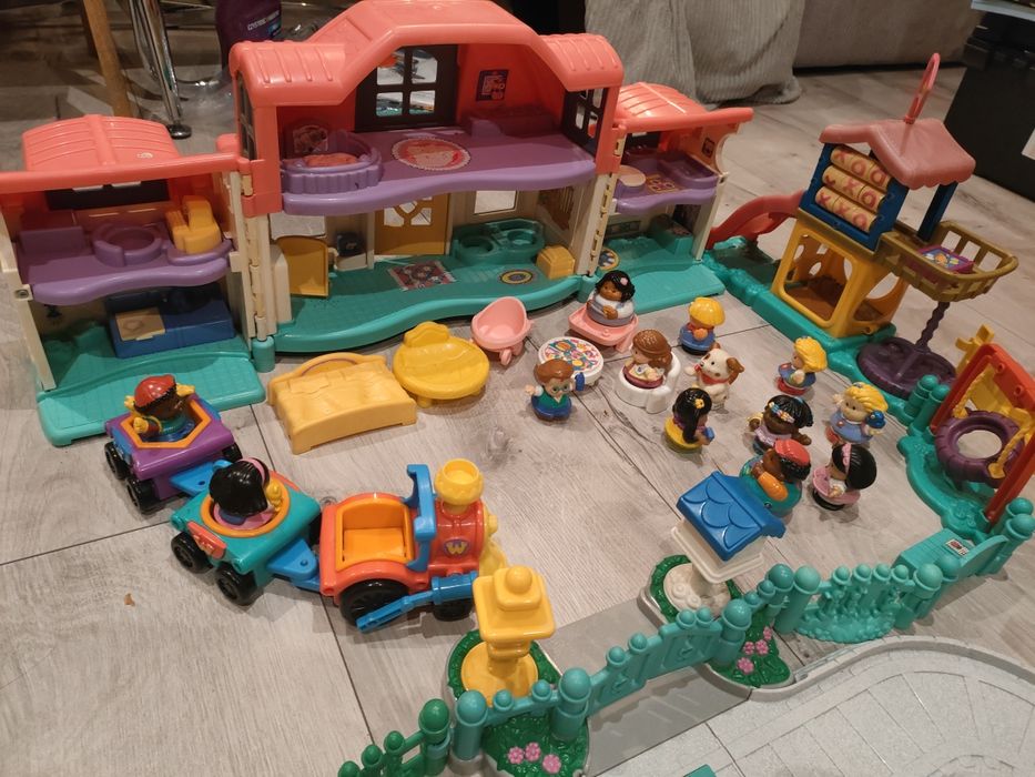 Zestaw Fisher Price Little People