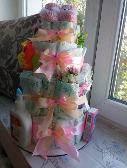 Торт з памперсів подарок на хрестини подарок на родини памперси