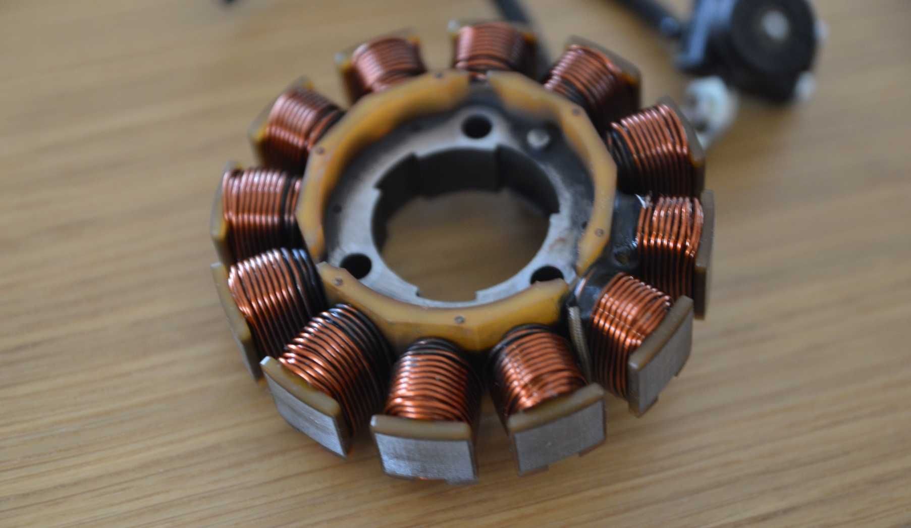 STATOR UZWOJENIA YZ250F yzf 250 14 - 18 Oem Yamaha