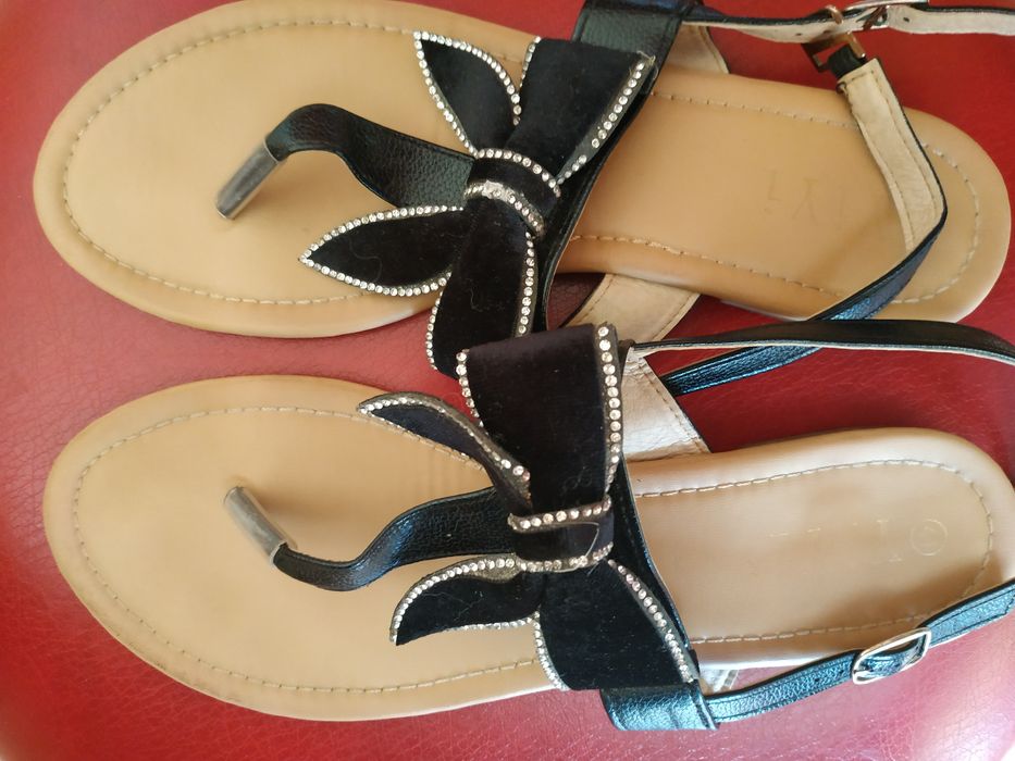 Бесплатно отдам бу вещи см страницы