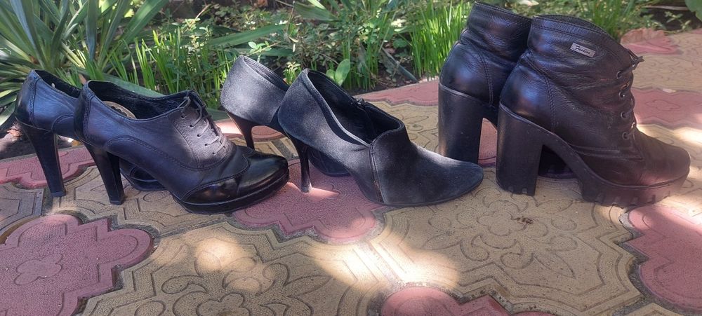 Продам 3 пары женских полуботинок