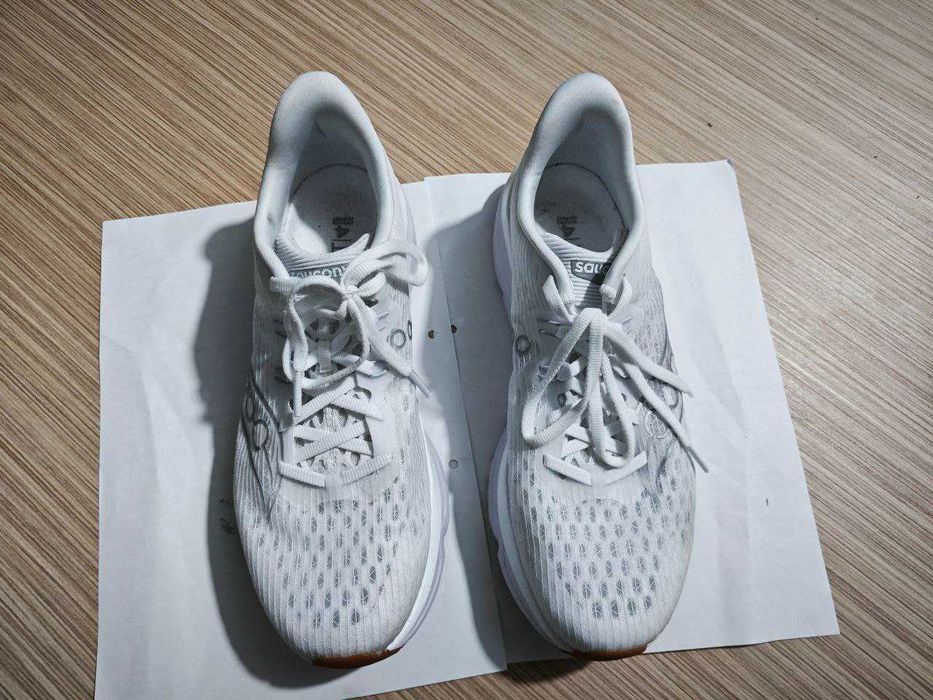 Кросівки Saucony Kinvara 16 Розмір: Ч: US 8.5 / Ж: US 10 / 265 см