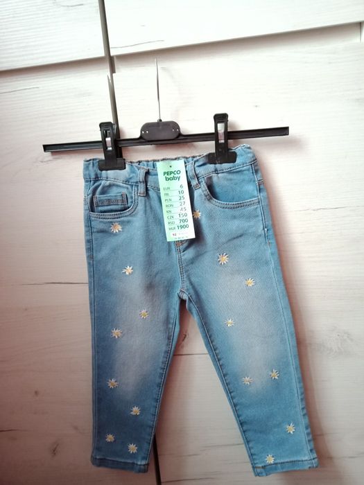 NOWE Spodnie jeansowe dla dziewczynki r.92