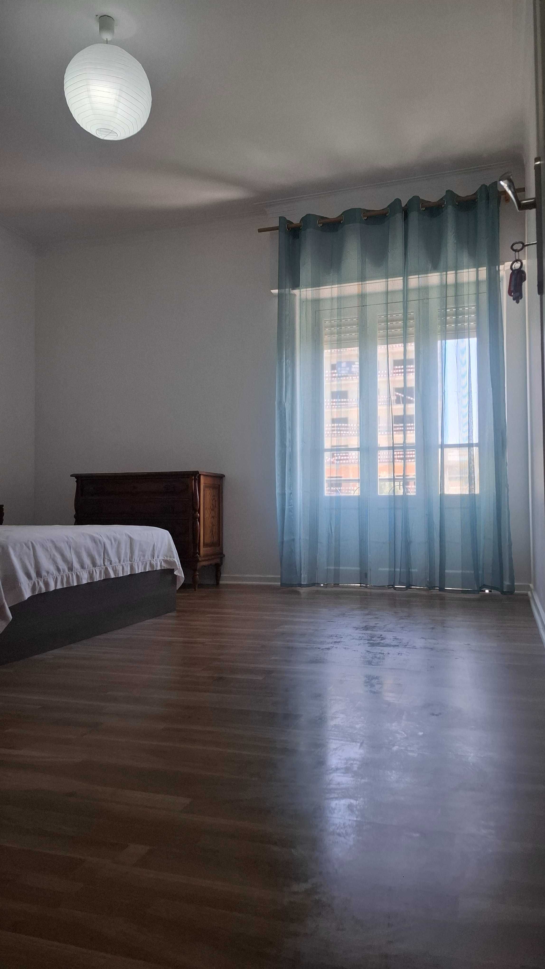Quarto para Casal Santarém