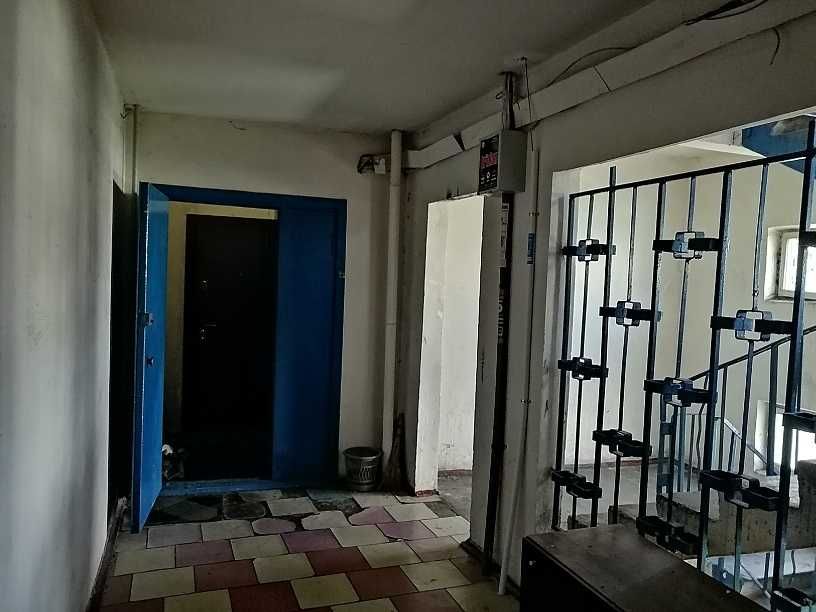 2к роздільна на Виноградарі Ужвій 8 поряд проспект Правди та Свободи