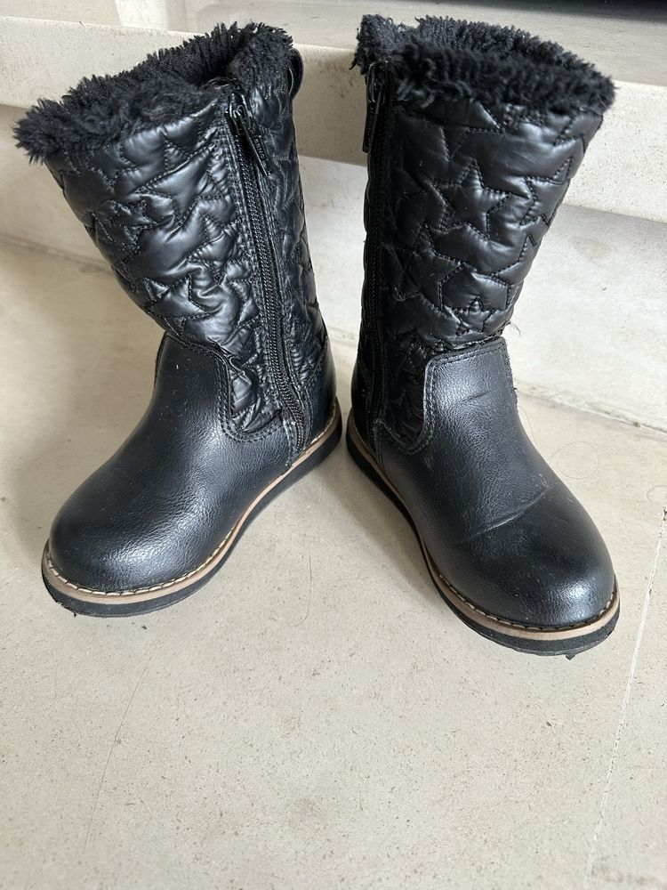 Botas criança H&m tamanho 24