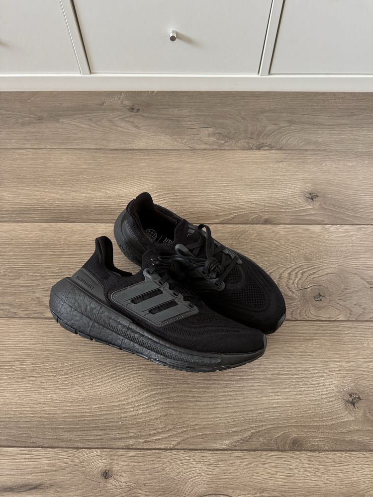Adidas Ultraboost Ligh оригінал 38,5р