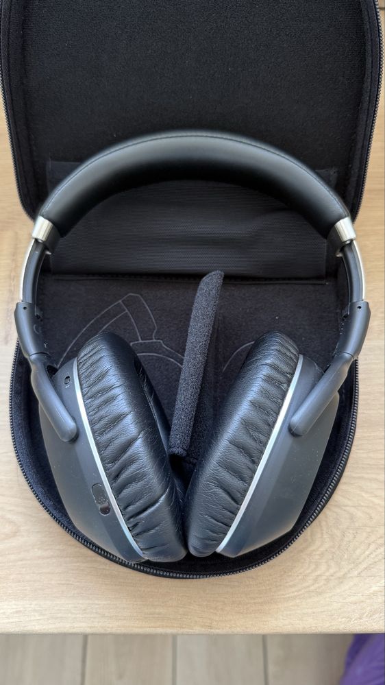 Słuchawki bezprzewodowe Sennheiser PXC 550 jak nowe