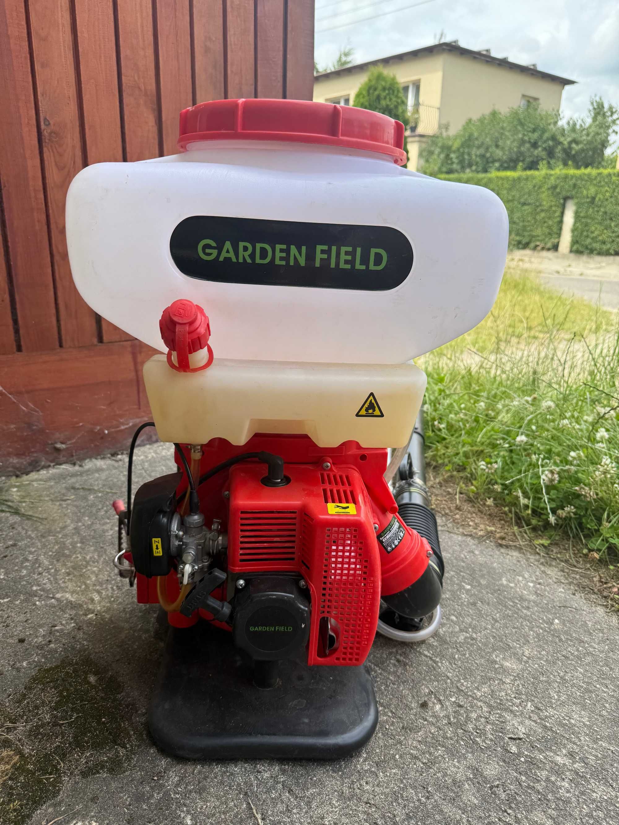 Opryskiwacz Spalinowy GARDEN FIELD 20L 2.5 KM