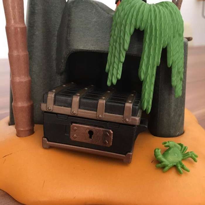 Brinquedo Playmobil: Ilha Pirata c/ Boneco + Acessórios