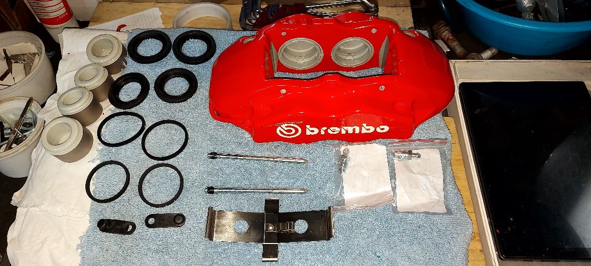 Travagem brembo audi rs3 8p ler texto