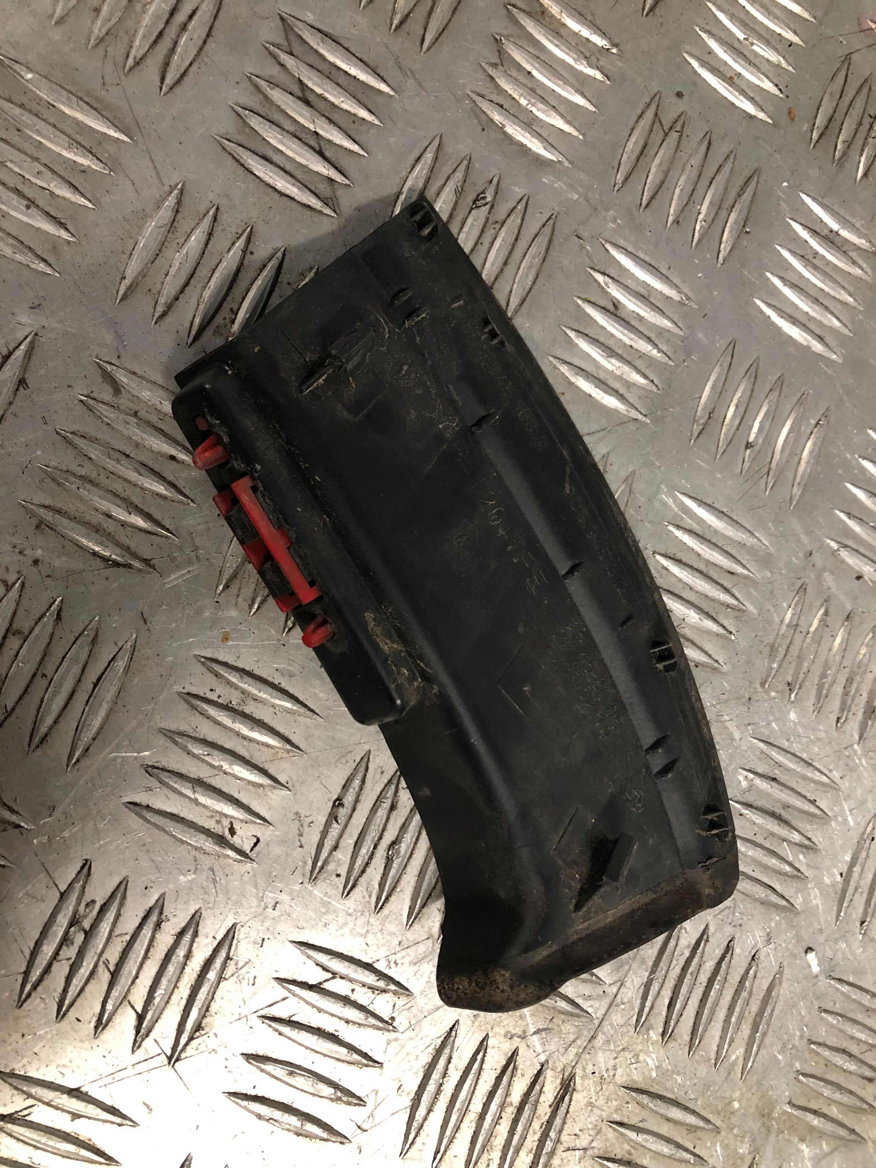 Odblask prawy Passat CC Kombi
