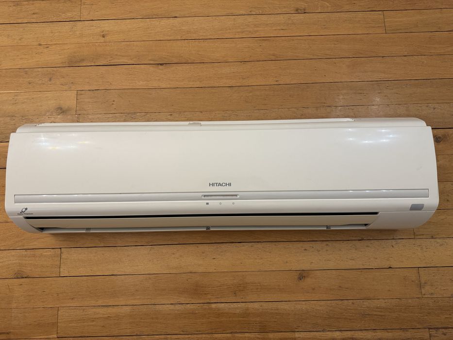 Кондиціонер Hitachi 24