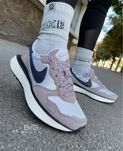 Жіночі кросівки Nike phoenix waffle