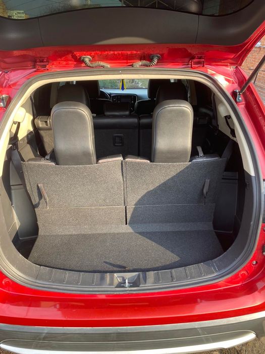 Mitsubashi outlander 2016 рік