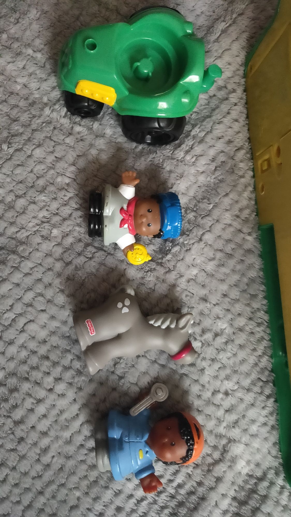 Stajnia farma Little people Fisher Price koń traktor