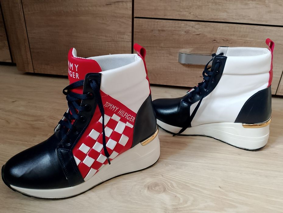 Buty półbuty damskie sneakersy Tommy Hilfiger 38