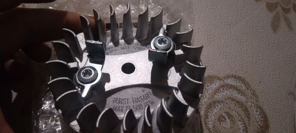 Koło magnesowe makita EA3200