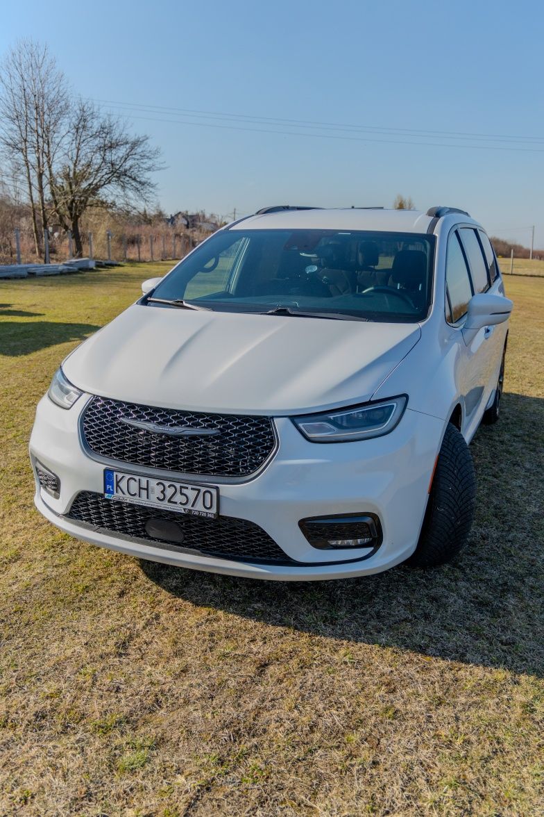 Chrysler pacifica 2021 4x4awd  gaz tempomat aktywny Trzebinia malopols