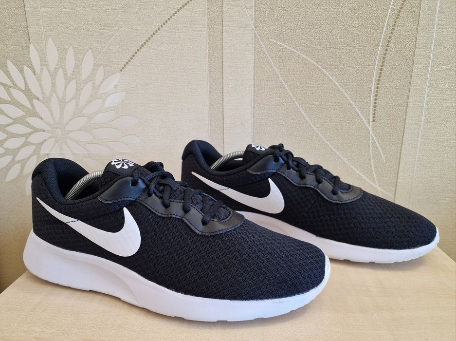 Кросівки Nike Tanjun оригінал розмір 45