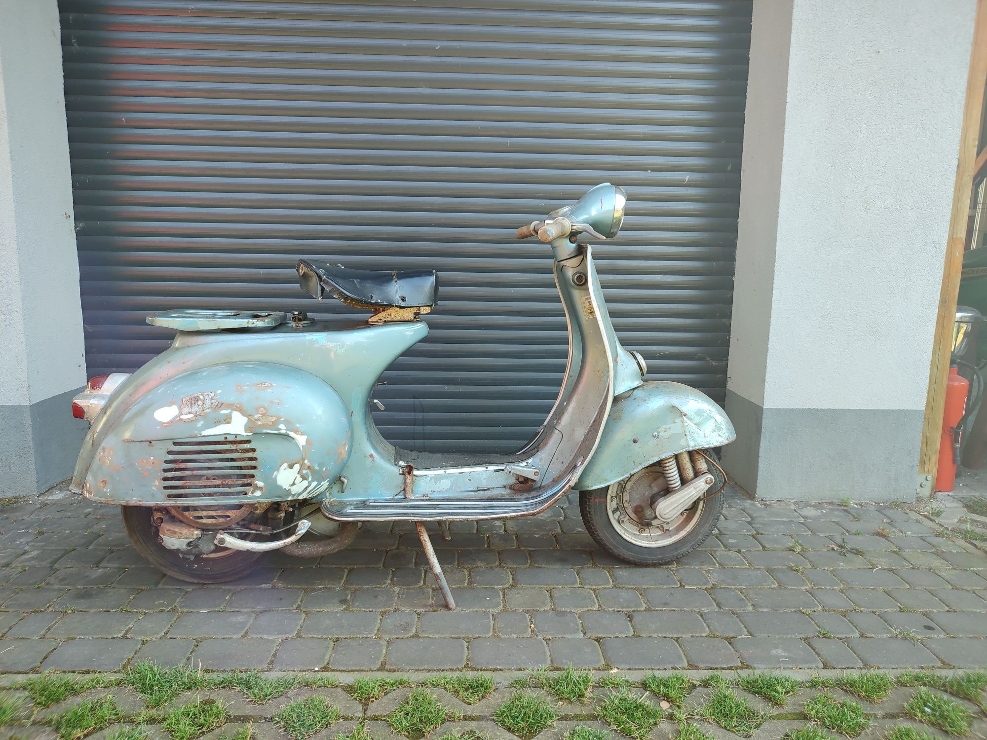 Piaggio Vespa VGLB1T nie Osa lambretta