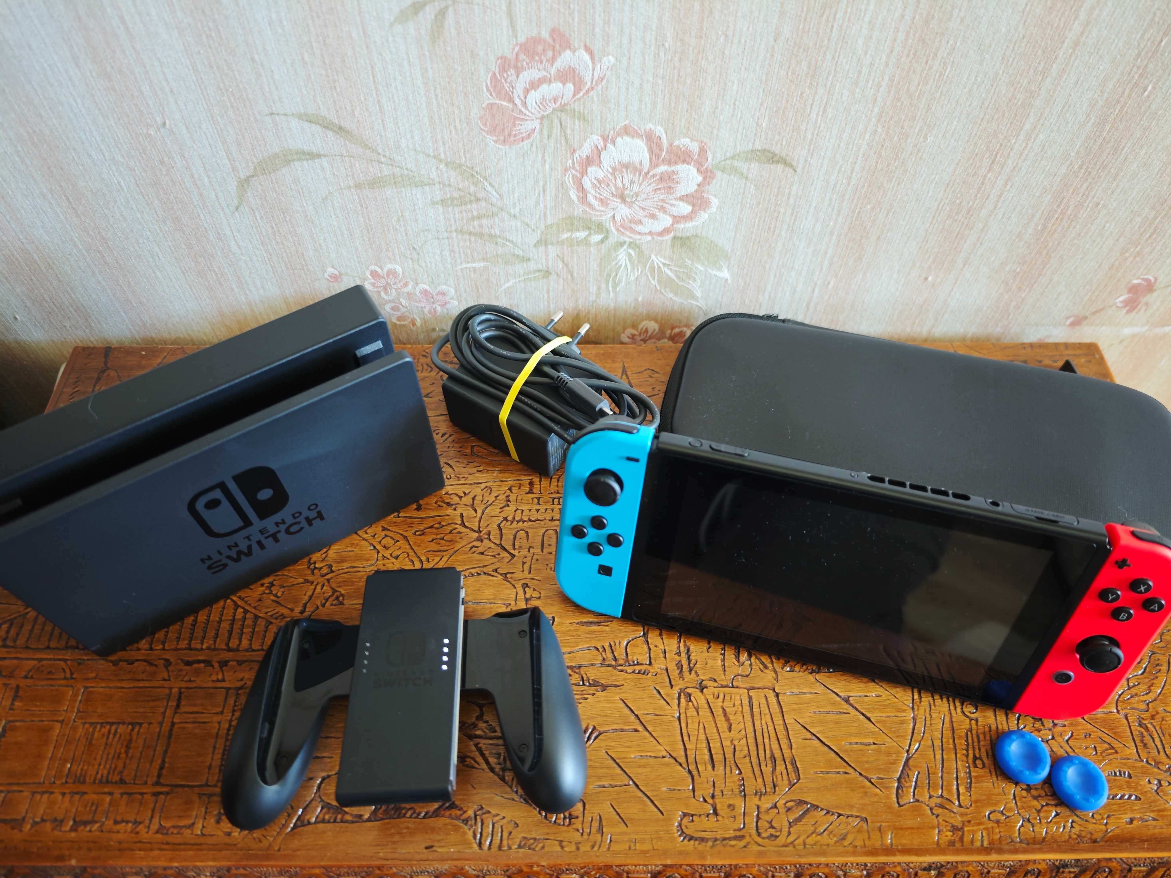 Nintendo Switch (Modelo 2019) Usada + jogo
