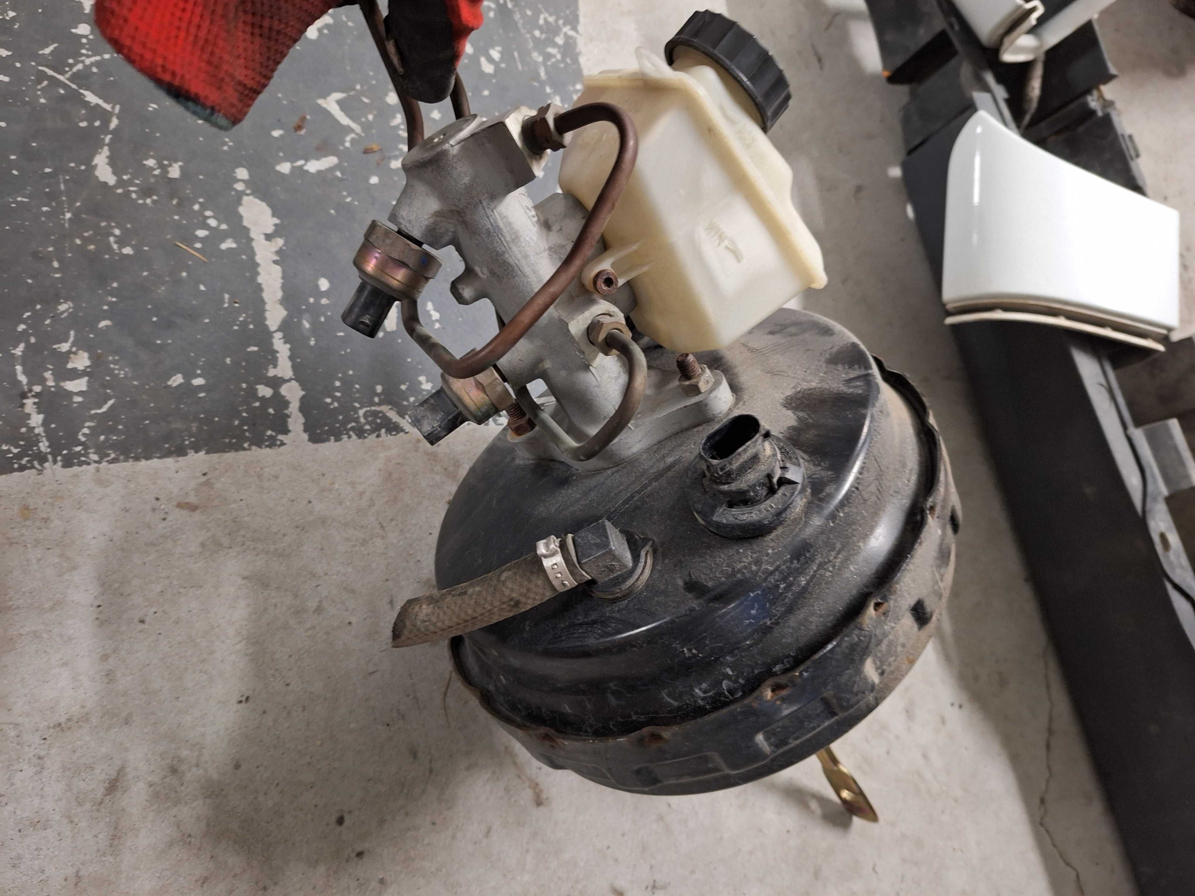 serwo hamulcowe volvo s60v70  2,4 2.5 B P086,19463