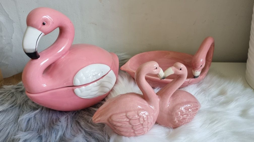 Figurka dekoracyjna flamingi