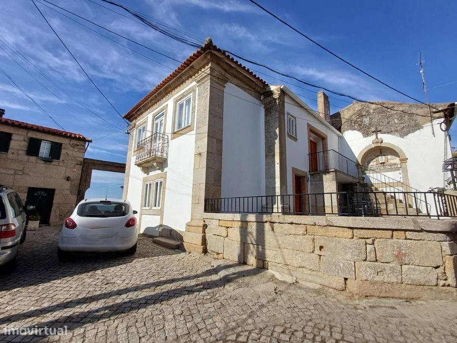 Moradia T4 Venda em Celorico (São Pedro e Santa Maria) e Vila Boa do M