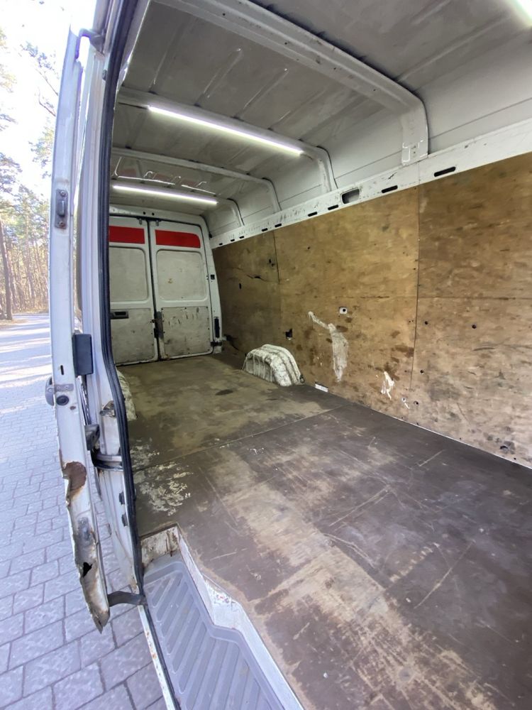 Продам авто Volkwagen LT 35 2004 року